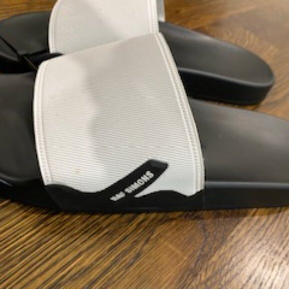 Clearout- NWOT The Raf Simons Astra Slides sz 45 - Picture 3 of 7